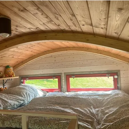 Campingplatz Maringotka Kvetuska Na Farme Pulecny