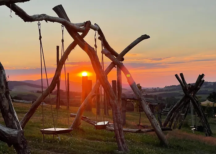 Maringotka Kvetuska Na Farme * Pulecny